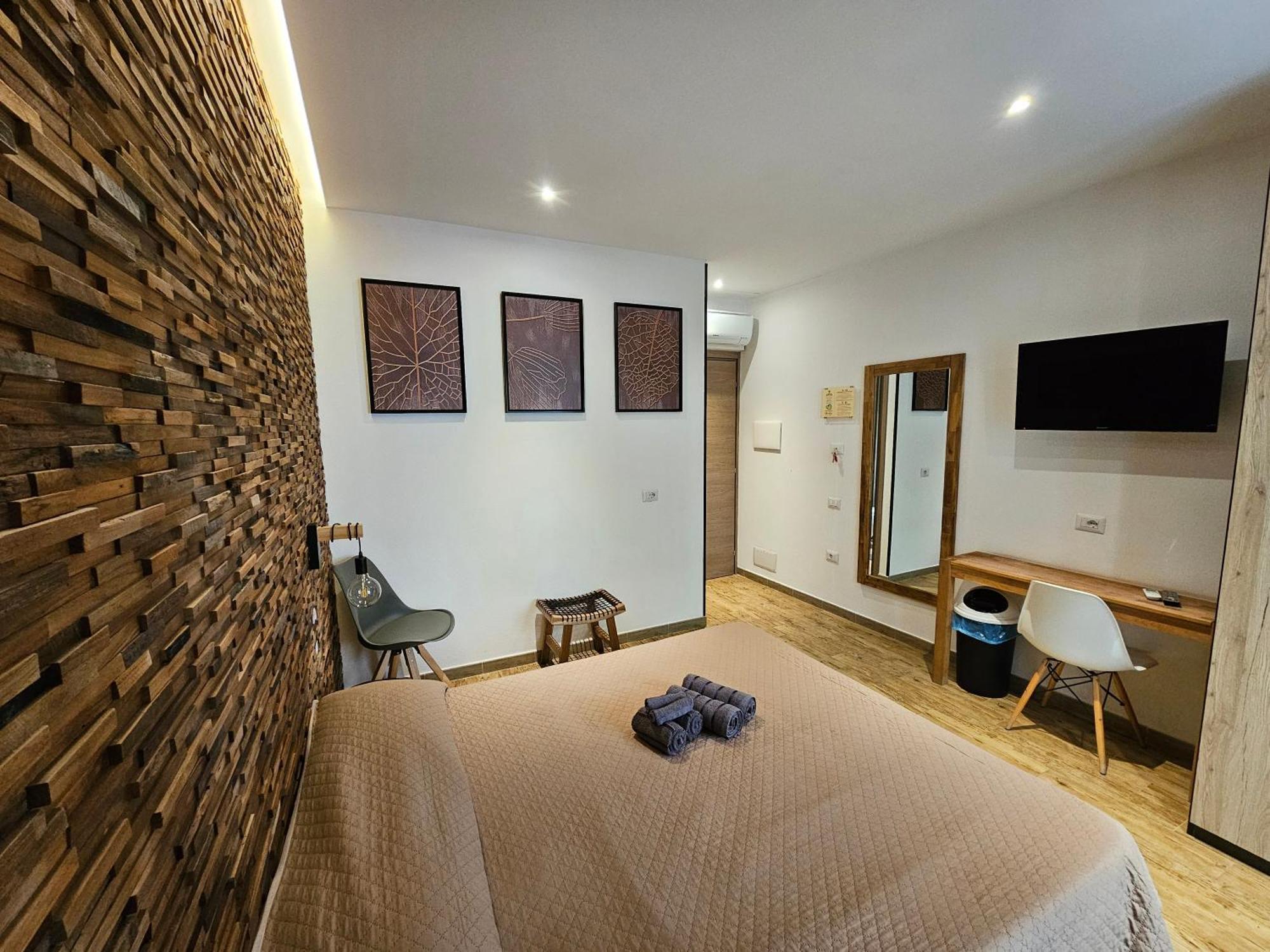 Arya Cagliari Otel Oda fotoğraf